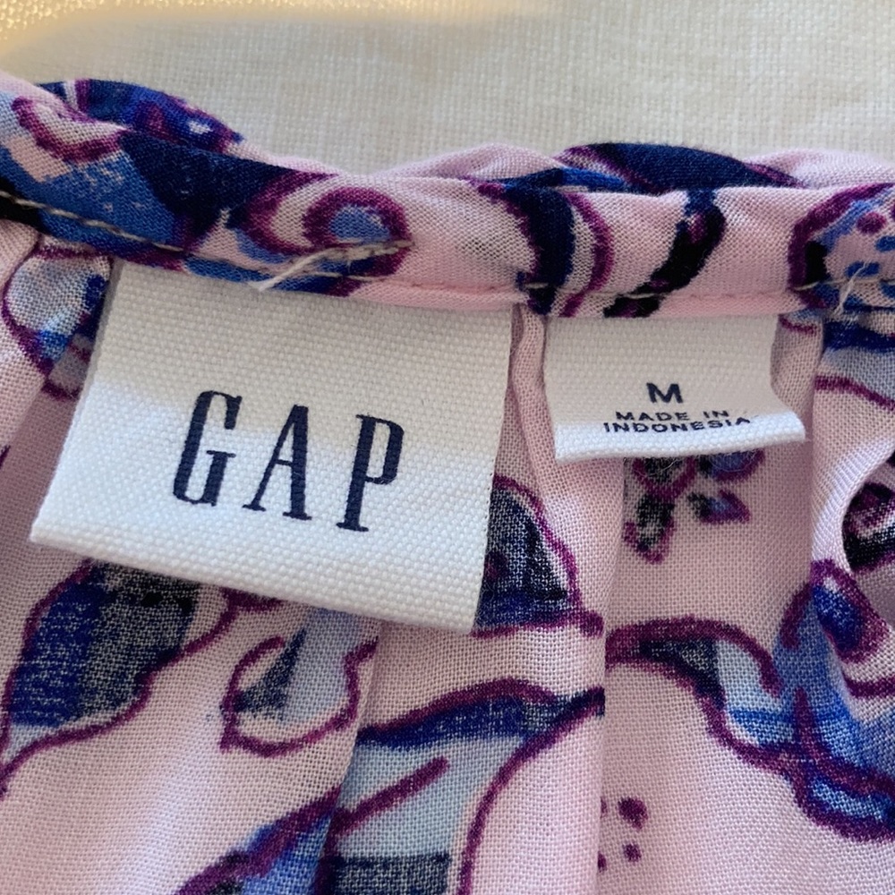 Gap blouse tank twisted straps medium - Picture 9 of 11
